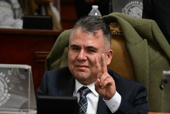 El maestro 'Juanito' volvió a pedir licencia