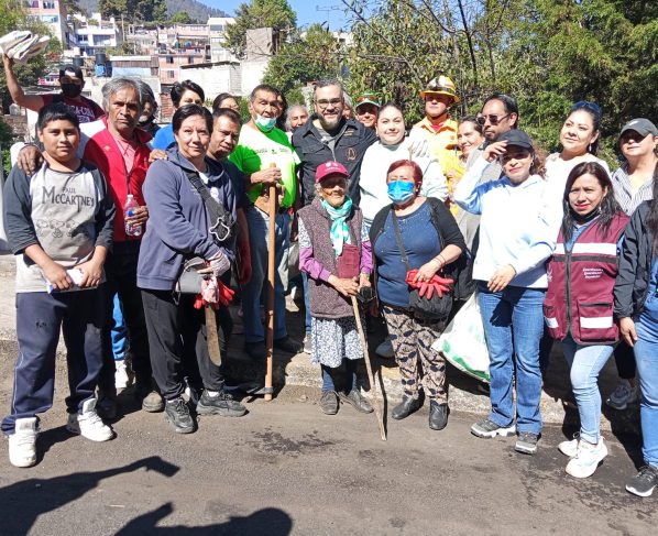 La Alcaldía La Magdalena Contreras llevó a cabo la Jornada de Limpieza de la Barranca Anzaldo, la cual arrancó esta mañana en la colonia El Ocotal, con la participación de autoridades, comuneras y comuneros, así como vecinas y vecinos comprometidos con el cuidado del entorno.