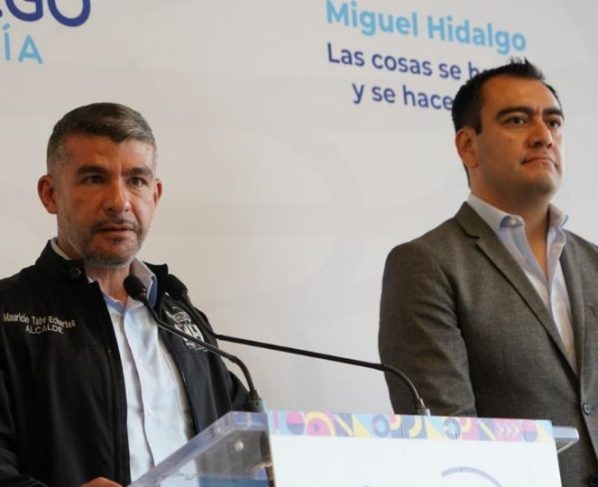 En la disputa por la candidatura del PAN a la codiciada Alcaldía Miguel Hidalgo ya hay una definición importante: la diputada Laura Álvarez no va, y está pendiente que la dirigencia panista decida si van con candidata o candidato. FOTO: Especial - Mauricio Tabe con César Garrido.