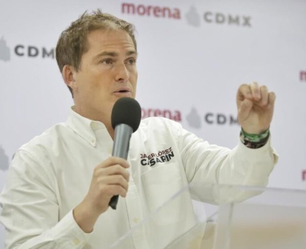 A Casarín se le esfuma la reelección