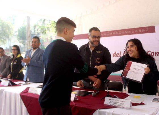 Con la participación del alcalde Fernando Mercado Guaida, quien encabezó la instalación del Comité Consultivo de Educación Media Superior, la Alcaldía La Magdalena Contreras impulsa un modelo innovador que coloca a las y los estudiantes en el centro de la transformación educativa. FOTOS: Especial