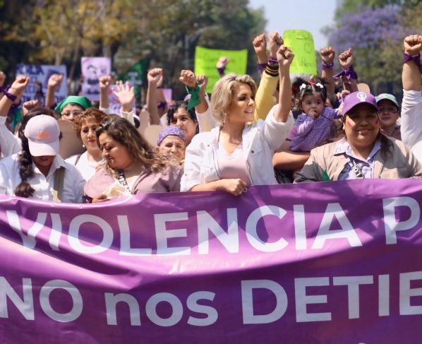 En un mensaje público, la también coordinadora de los diputados del PRD en el Congreso de la Ciudad de México conmemoró así el Día Internacional de la mujer, fecha mundial para recordar la lucha histórica de las mujeres por la igualdad de derechos, la justicia, la paz y el desarrollo. FOTO: Facebook Nora Arias