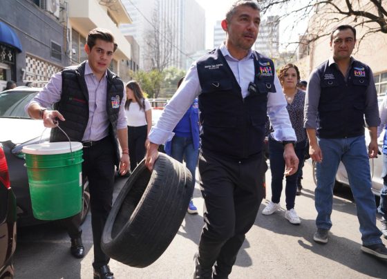 Tabe retira cachivaches en calles de Miguel Hidalgo