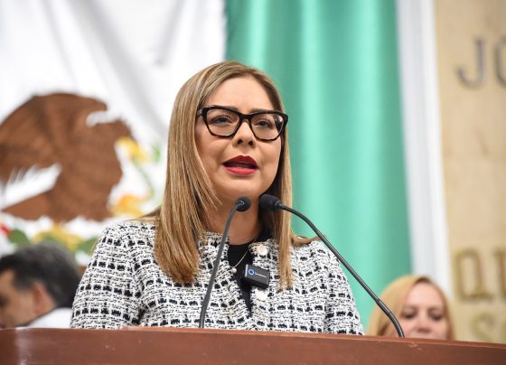 Ruiz Aguilar señaló que garantizar un ambiente seguro y respetuoso en las escuelas, permite que el personal docente ejerza su labor con libertad, creatividad y compromiso, lo que impacta de forma directa en el bienestar y desempeño del alumnado. FOTO: Especial