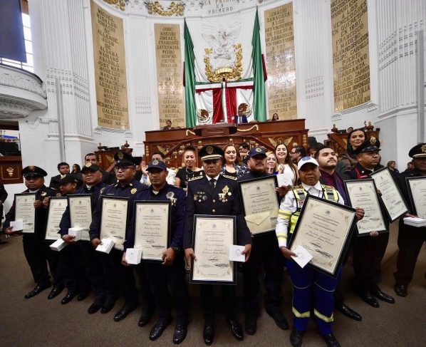 El Congreso de la Ciudad de México se erigirá este martes en magnánimo de condecoraciones, pues va a entregar 79 medallas al mérito, en distintas categorías. FOTO: Especial