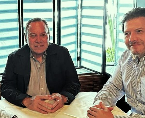 Jesús Zambrano, el enterrador del PRD nacional, y el diputado federal (marginado) de Morena, Víctor Hugo Lobo Román saben perfectamente que perdieron y fracasaron en sus pretensiones de quedarse a la mala con el PRD Ciudad de México, porque nunca tuvieron argumentos ni políticos, ni legales, y menos morales. FOTO: Especial