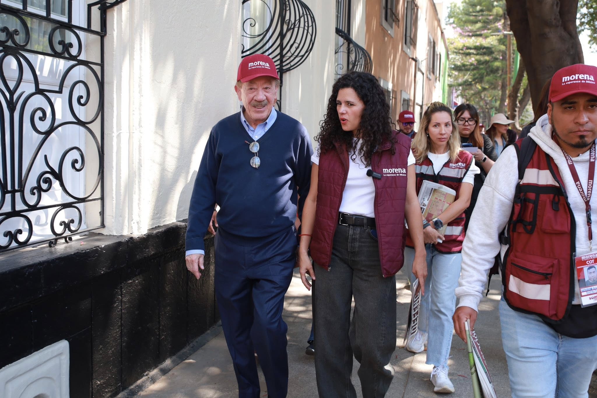Luisa María Alcalde, presidenta nacional de Morena, y Héctor Díaz Polanco, de la CDMX, están en sus últimos días en sus cargos, pues para las necesidades del partido frente a lo que se avecina para 2027, deben ser relevados, ella a más tardar en mayo. FOTO: Especial