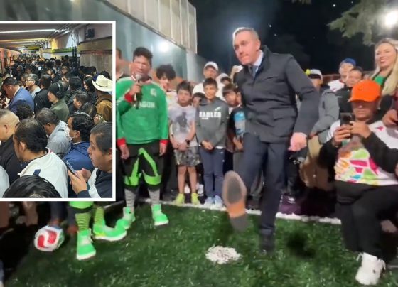 El pasado viernes, mientras había un tremendo caos en el Metro por el paro parcial de trabajadores, el director general de ese Sistema de Transporte Colectivo (SCT), Adrián Rubalcava andaba muy quitado de la pena entregando canchitas de futbol en Cuajimalpa. FOTOS: InfoMetroMX / Especial