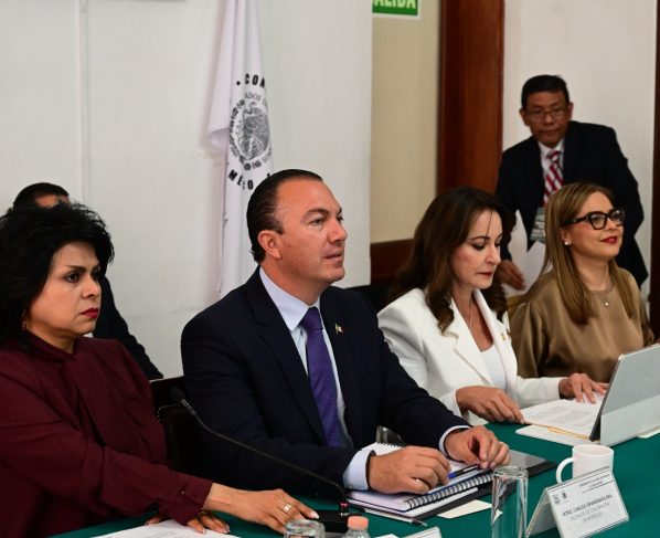 Nos afirman diputados de Morena que el alcalde de Cuajimalpa, Carlos Orvañanos, del PAN, los dejó muy satisfechos con las respuestas que dio a sus cuestionamientos y que prácticamente no les quedó a deber ninguna información. FOTO: Especial