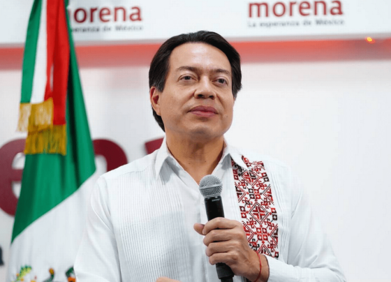 Ya se va entendiendo para qué el todavía titular de la SEP, Mario Delgado se confabuló con el diputado federal de Morena, Víctor Hugo Lobo Román, para huachicolearse el PRD Ciudad de México. FOTO: Especial / Archivo